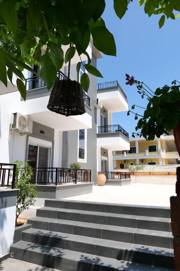 Julies Vila Ksamil Ngoại thất bức ảnh